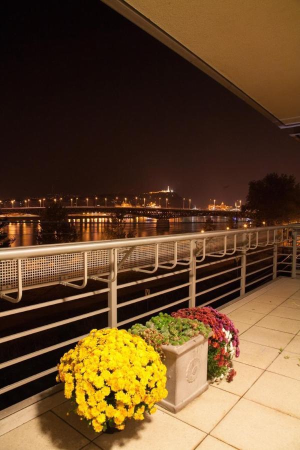 Dunapest Apartman Boedapest Buitenkant foto